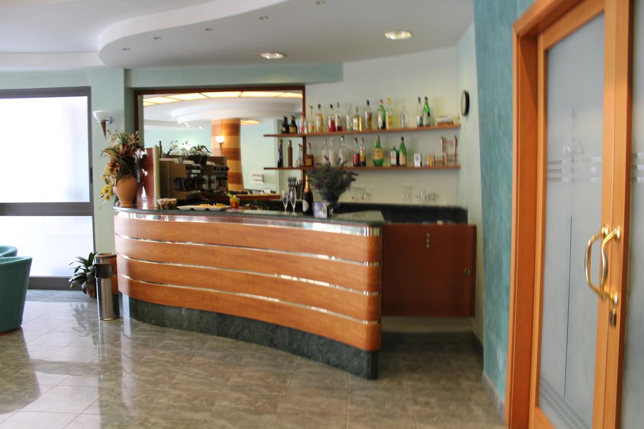 Hotel American เบลลาเรีย-อีเจอา มารีนา ภายนอก รูปภาพ