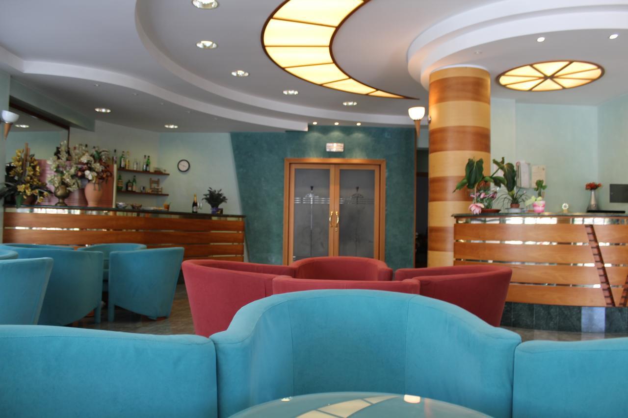 Hotel American เบลลาเรีย-อีเจอา มารีนา ภายนอก รูปภาพ